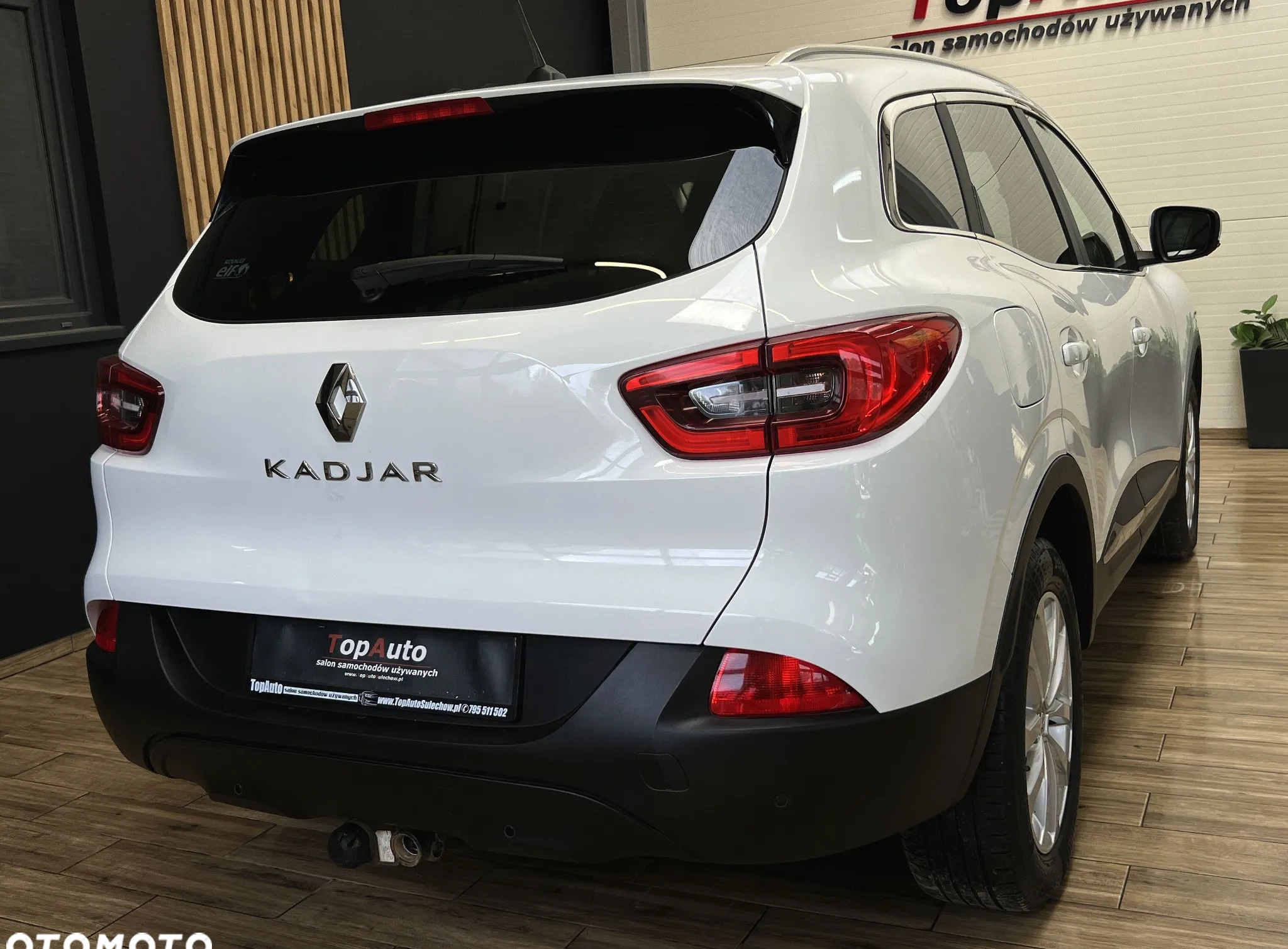 Renault Kadjar cena 59900 przebieg: 123000, rok produkcji 2018 z Kunów małe 742